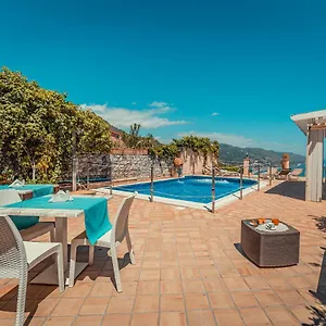 Apartment Sirami